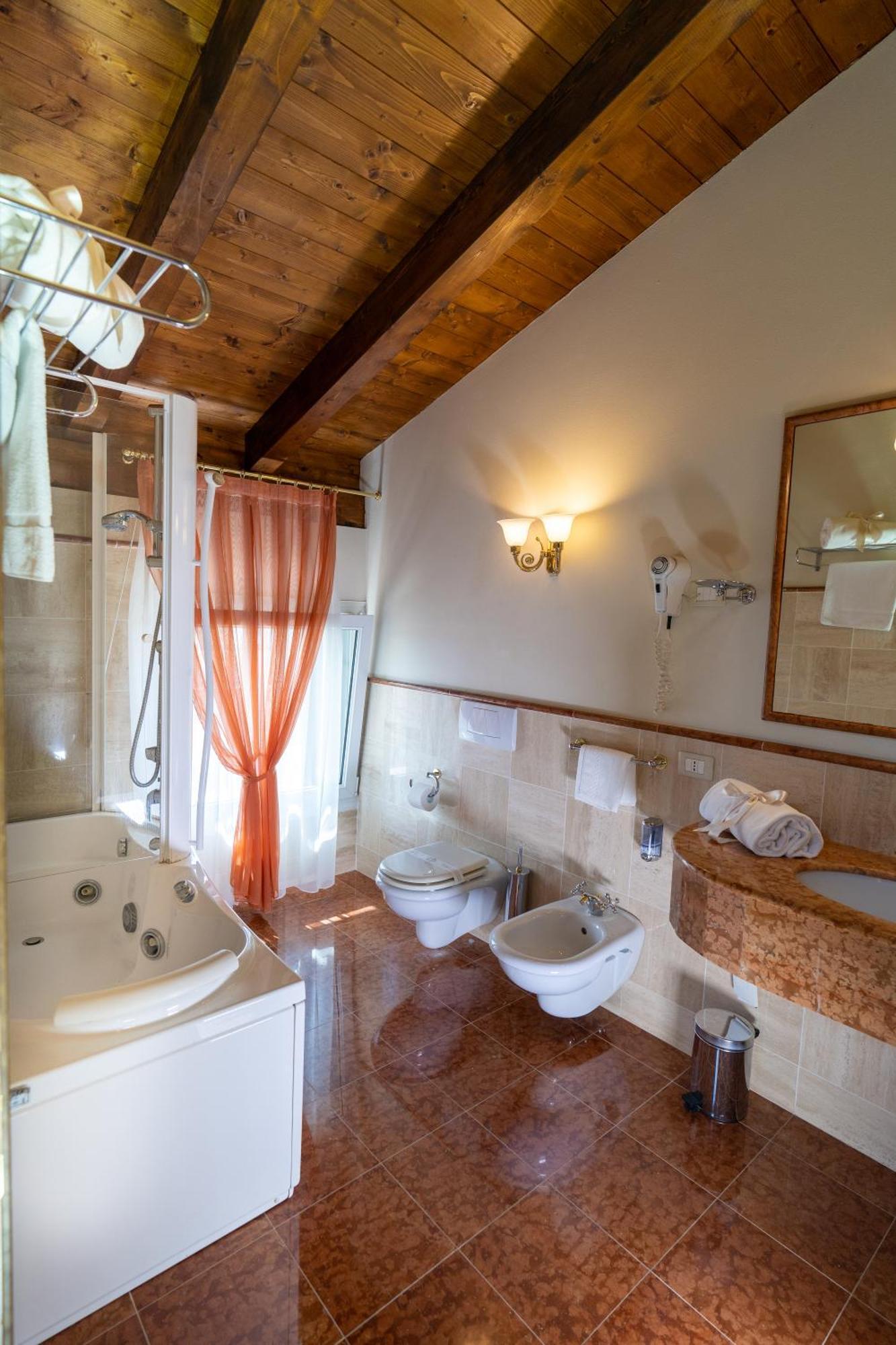 Le Muse Hotel San Bonifacio Ngoại thất bức ảnh